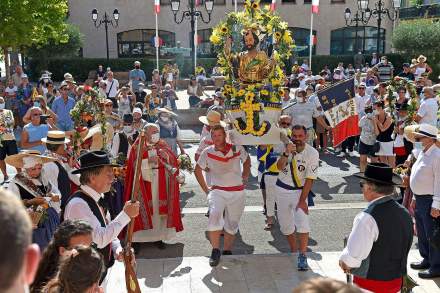 St Pierre- St Raphael