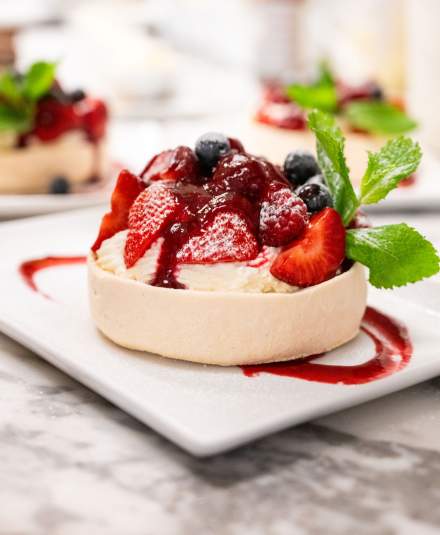 Dessert aux fraises du restaurant Excelsior